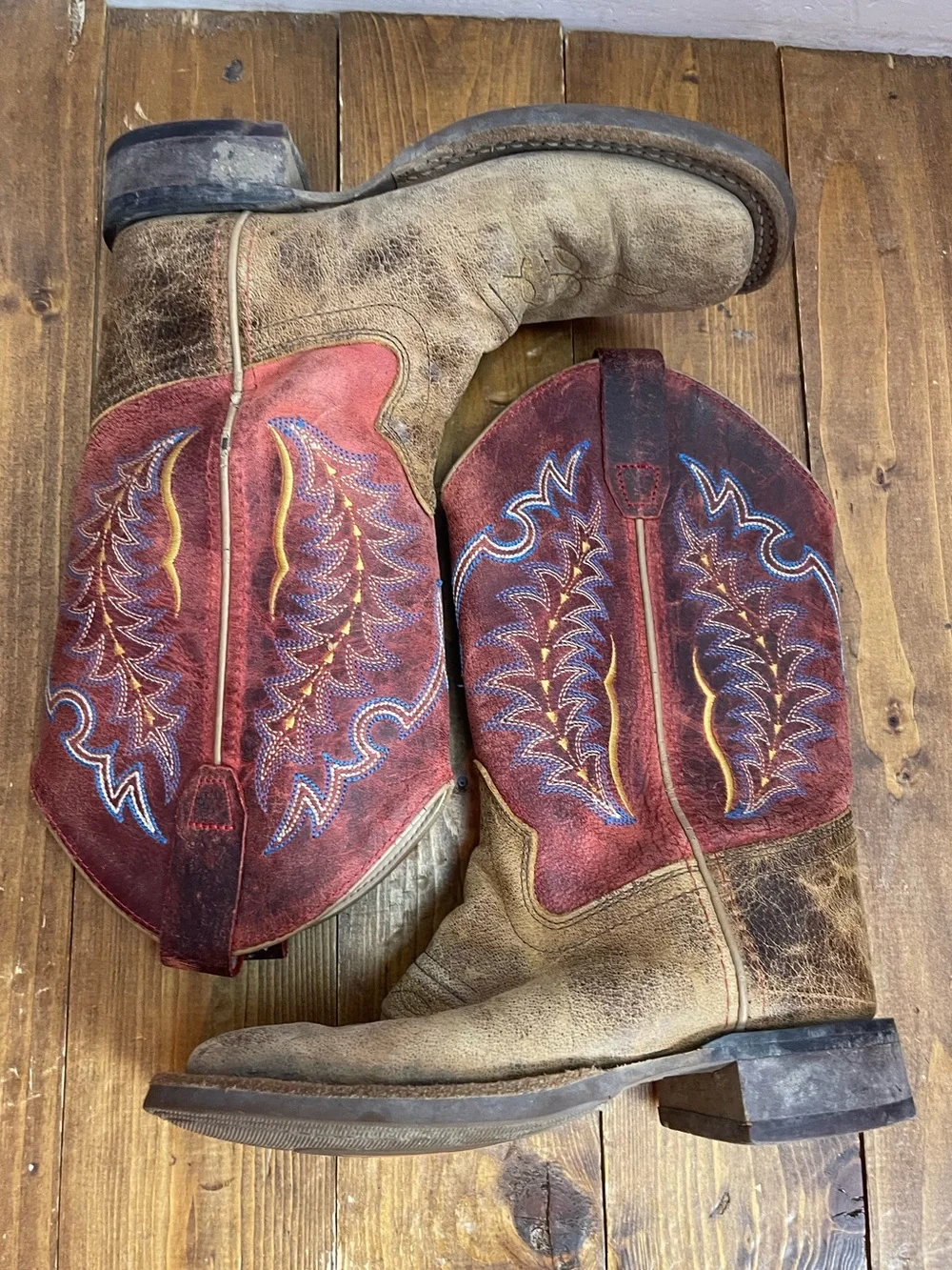 Old west BSC1959 kids size 13.5 D square toe cowboy boots tan and red